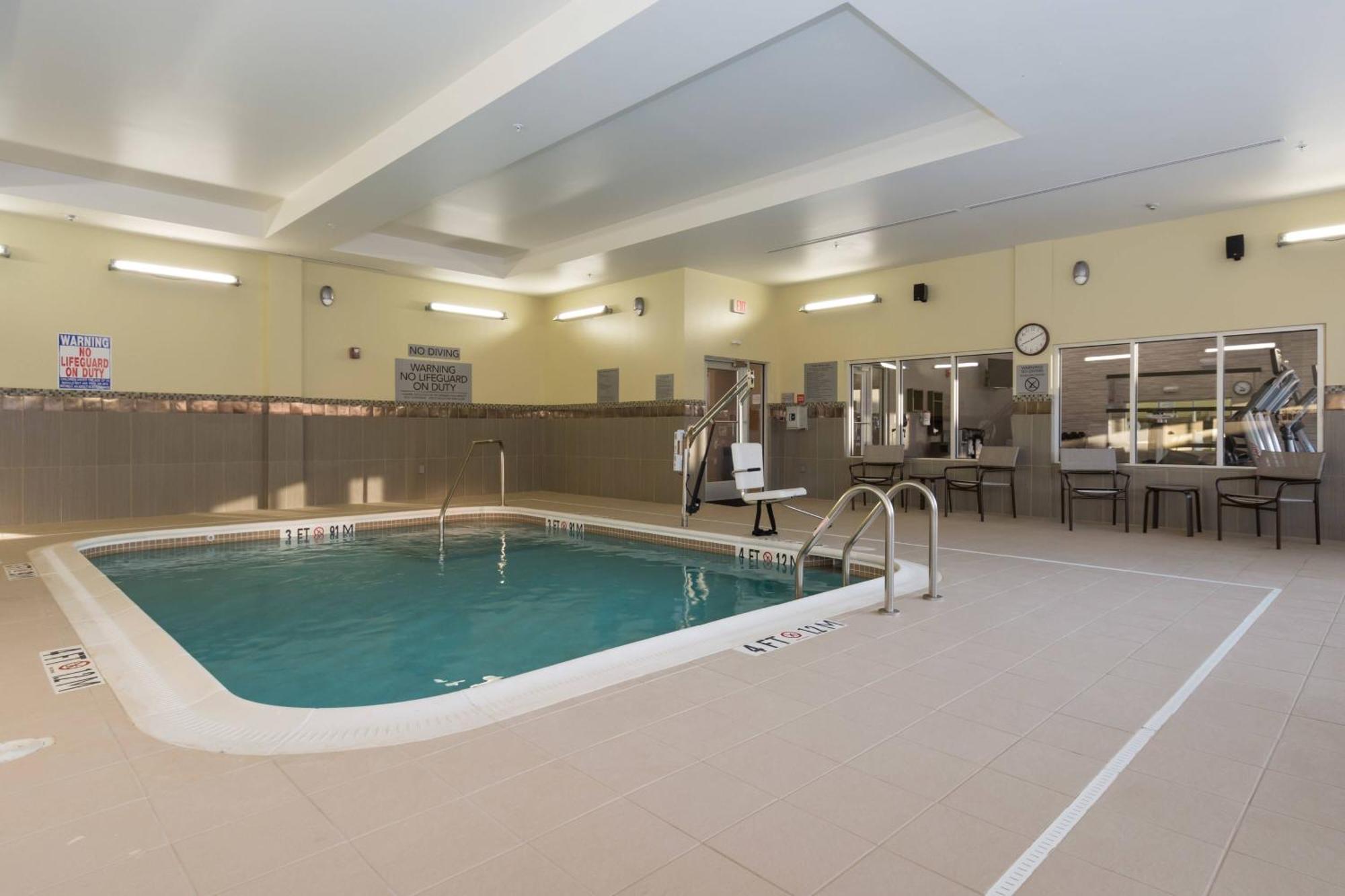 Courtyard By Marriott Fayetteville Fort Liberty - Spring Lake Eksteriør bilde