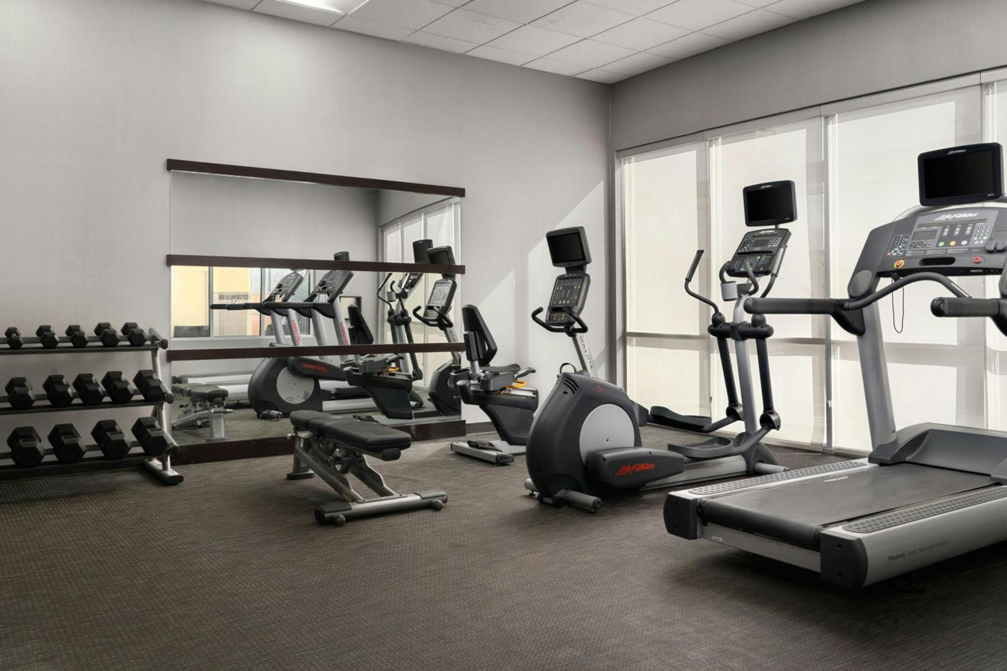 Courtyard By Marriott Fayetteville Fort Liberty - Spring Lake Eksteriør bilde