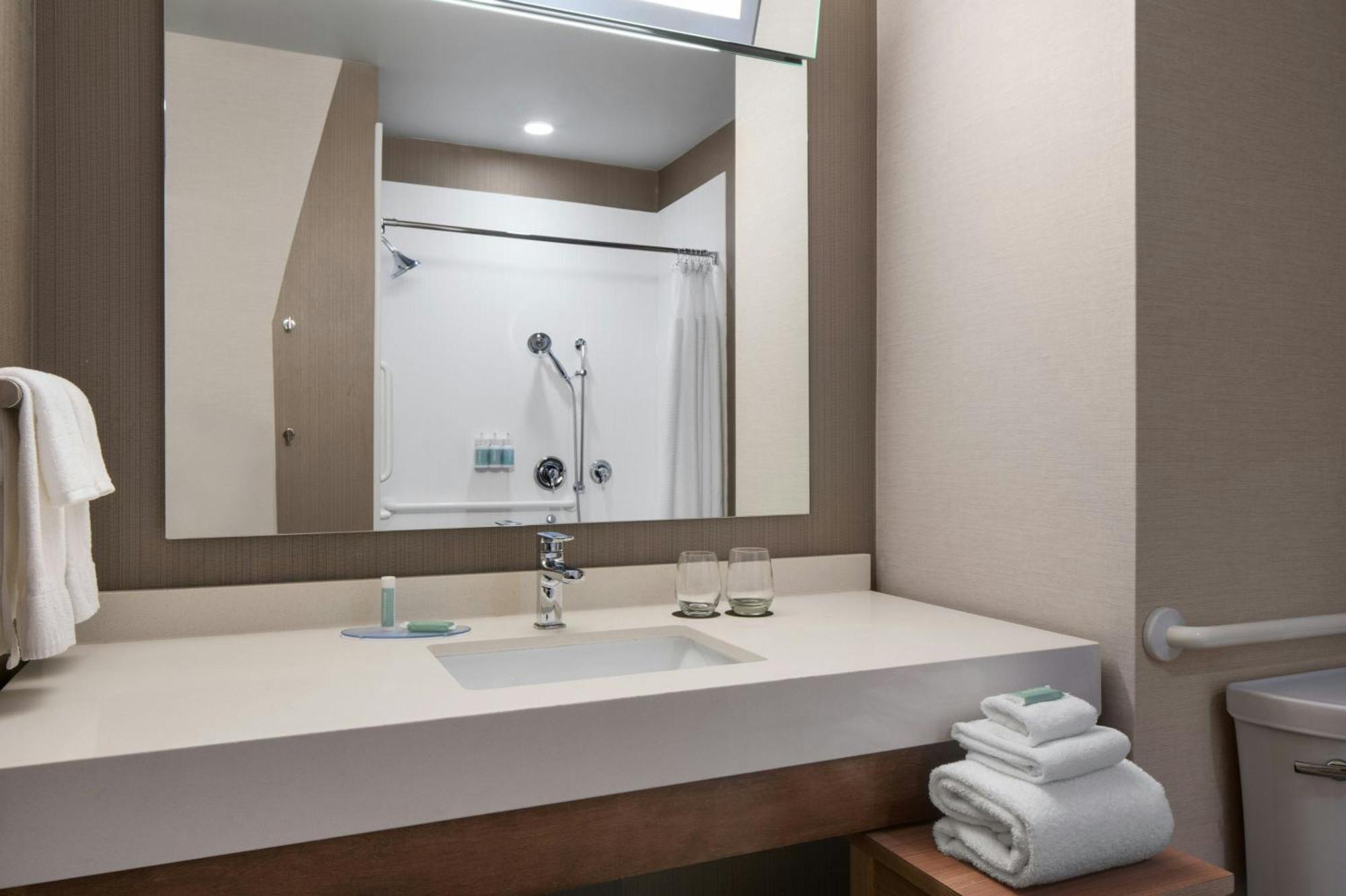Courtyard By Marriott Fayetteville Fort Liberty - Spring Lake Eksteriør bilde