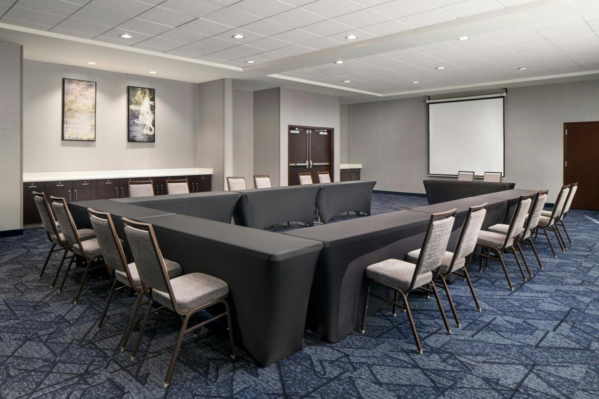 Courtyard By Marriott Fayetteville Fort Liberty - Spring Lake Eksteriør bilde