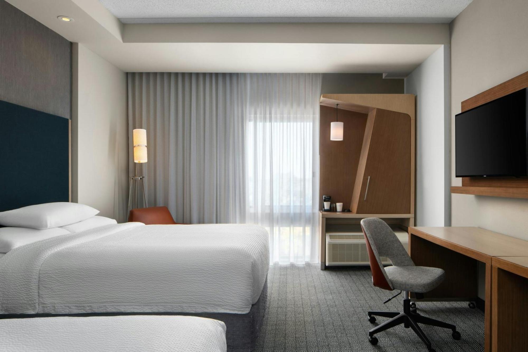 Courtyard By Marriott Fayetteville Fort Liberty - Spring Lake Eksteriør bilde